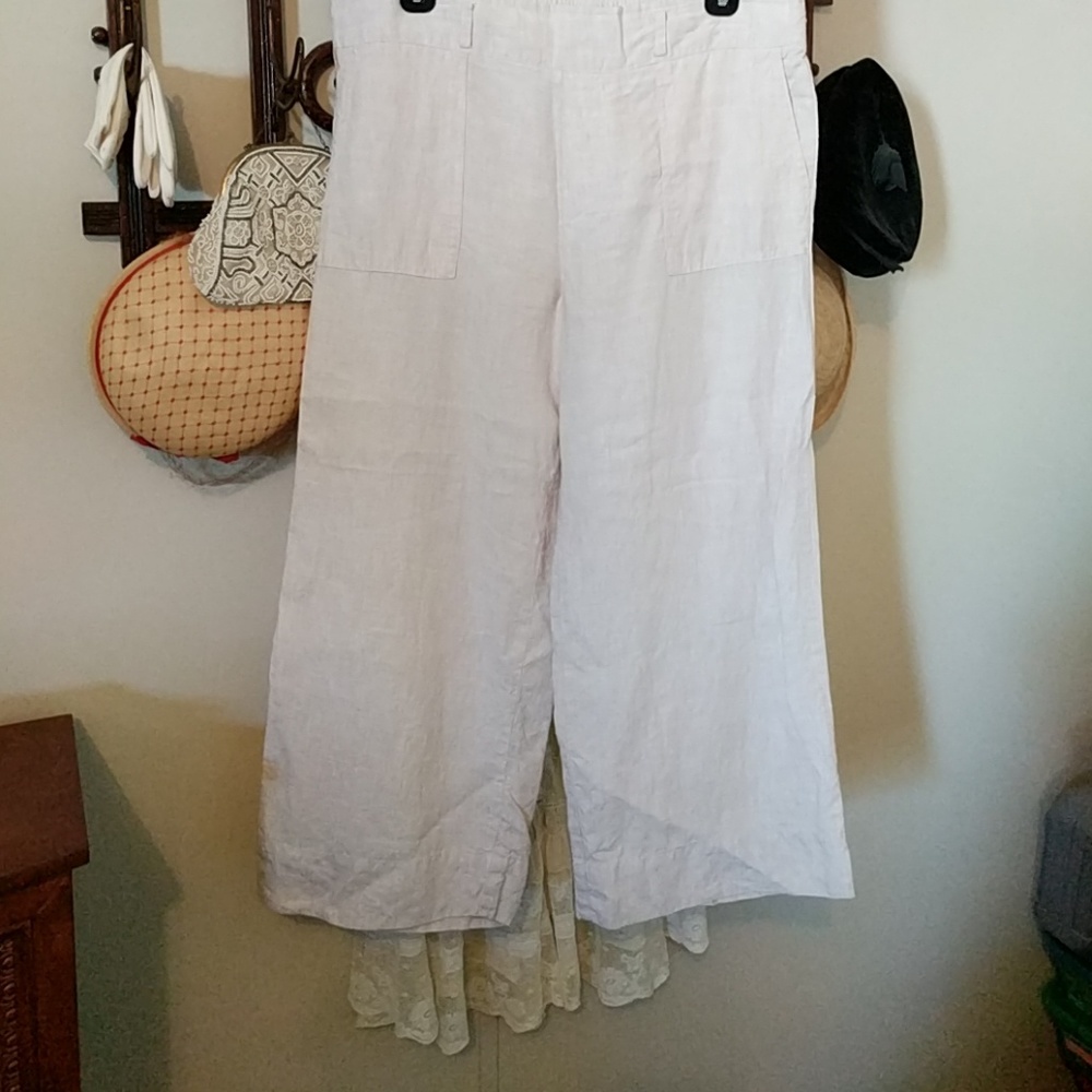 Cynthia Rowley linen capris size M